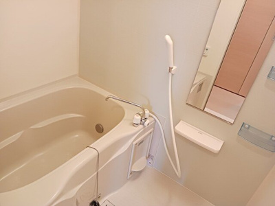 【浴室】 | クアトロ | ゆったり過ごせるお風呂です