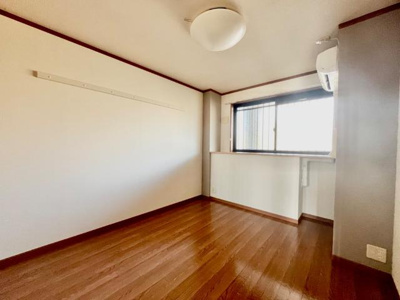 【内装】 | フィオレ | 洋室