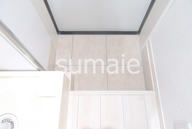 ペルラ小岩の玄関|お掃除しやすい玄関です☆