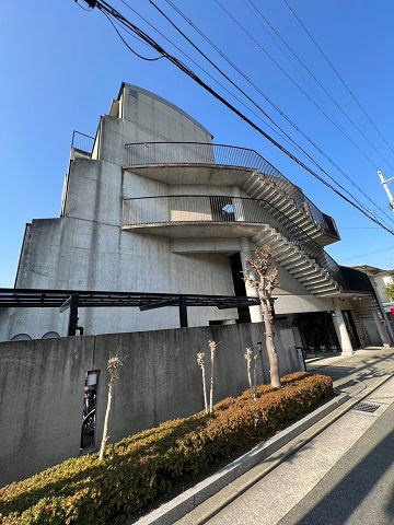 デイグラン武庫之荘の外観