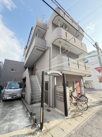 フレミング六甲の外観