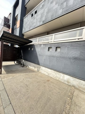 ヴィアノ灘泉通の外観
