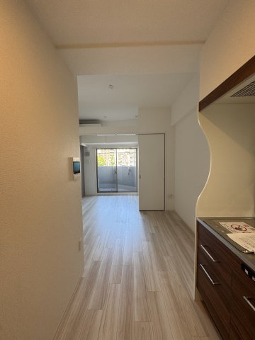 セレニテ神戸ミラクシュッドの居間・リビング