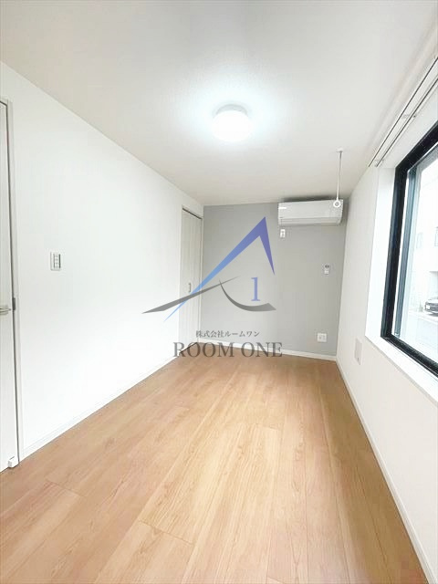 グランドヒル鶴見市場の居間・リビング|洋室のお部屋です。