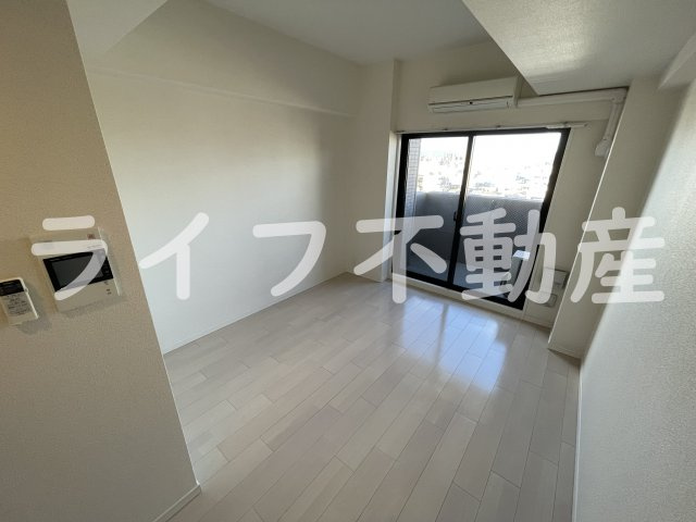 サムティ大阪GRAND EAST（S-RESIDENCE深江橋EASTⅠ）の居間・リビング|リビングです