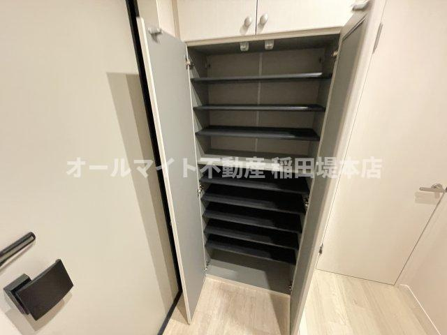 川崎市多摩区登戸のアパートの収納