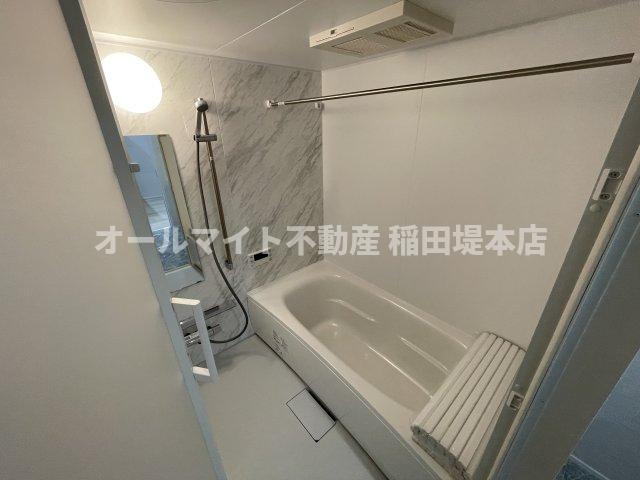 川崎市多摩区登戸のアパートの浴室