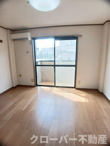 アルフの居間・リビング