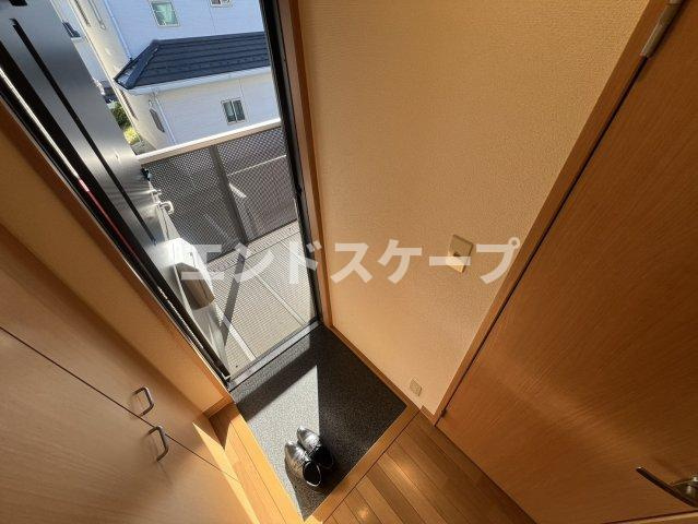 レトアフリーゼBの玄関|高崎、前橋エリアのお部屋探しはエンドスケープまで！お客様の理想お聞かせ下さい♪
