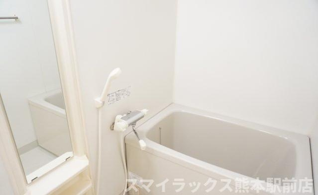 熊本市中央区水前寺公園の賃貸マンションの浴室