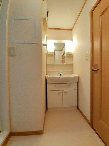 カノープスの洗面所|忙しい朝には欠かせない洗面所です