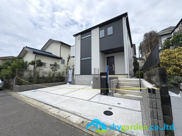 鎌倉市今泉台三丁目　新築戸建　全１棟の前面道路含む現地写真|前面道路含む現地写真です