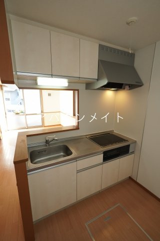 【キッチン】 | ウエルス戸塚南 | キッチンでお料理をお楽しみください