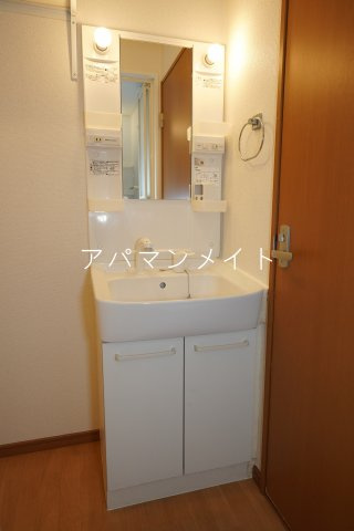 【洗面所】 | ウエルス戸塚南 | スペースが確保できる洗面所です
