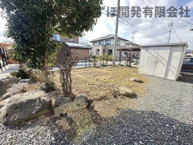 東村山郡中山町あおば5-3の庭