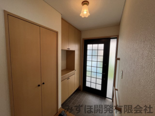 東村山郡中山町あおば5-3の玄関|9/4　収納たっぷりな玄関です