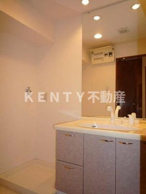 【洗面所】 | グランド・ガーラ南大井 | ゆったりとスペースのある洗面所