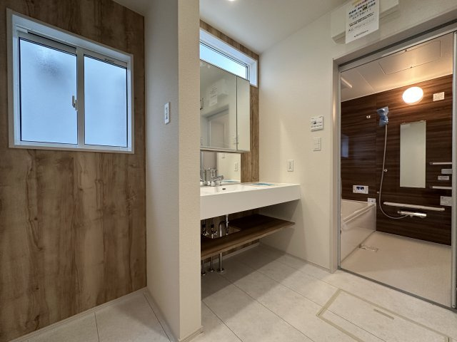 神戸市垂水区名谷町１期新築戸建２号棟の独立洗面台