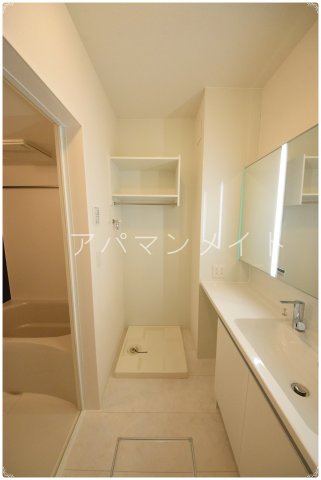 【設備】 | クレインリング丸山台 | 室内洗濯機置場です