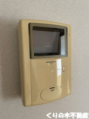 【セキュリティ】 | ポレール | モニター付きインターホンです