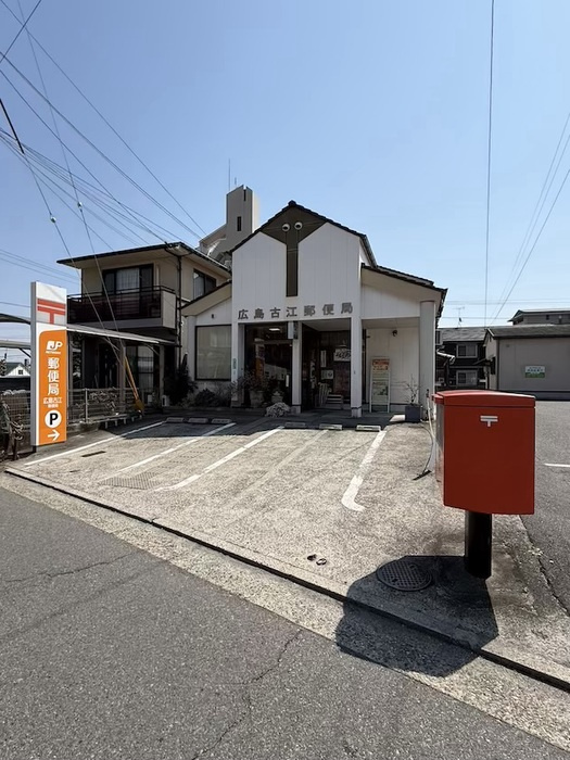 ニューライフテラスの駐車場|広島古江郵便局 ３５７ｍ