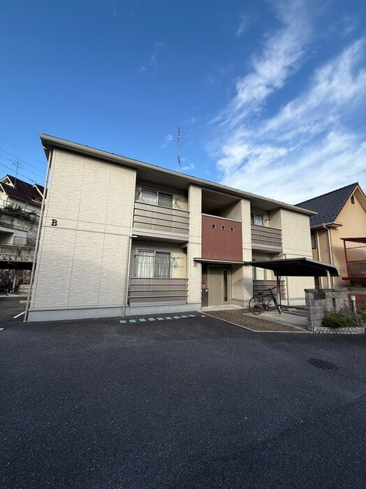 シャルマン深江 B棟の外観|建物外観
