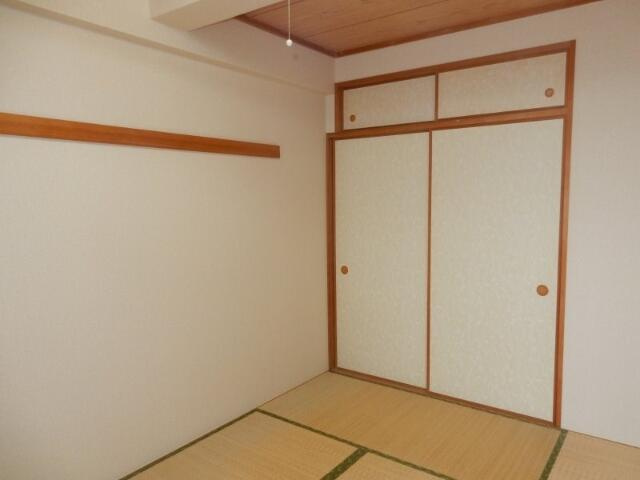 川崎市多摩区登戸の賃貸マンションの和室