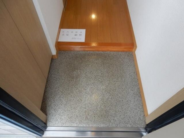 川崎市多摩区登戸の賃貸マンションの玄関