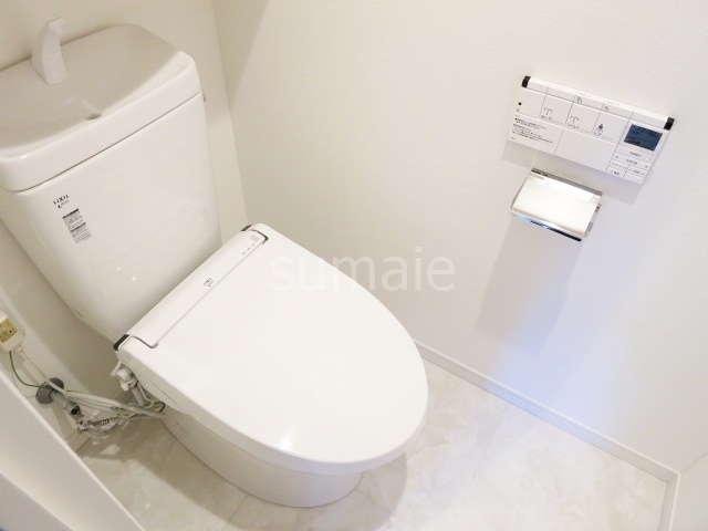 シエルトゥールロジュマンのトイレ|トイレは当然温水洗浄機能付きです♪