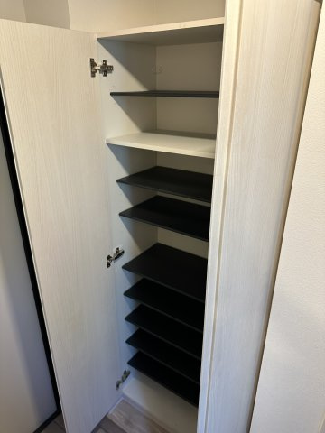 Ｈｅｉｍ　Ｋｏｍｏｒｅｌｉａのその他