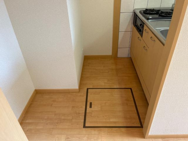 エスポアール白山の玄関|キッチン