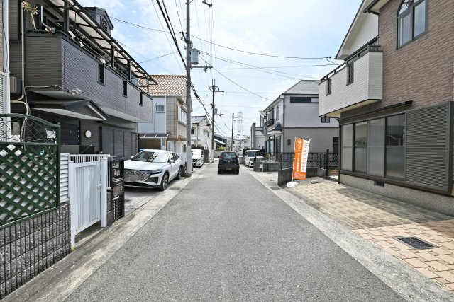 伊丹市南野１丁目中古戸建│6LDK+駐車駐輪の外観|いつでも室内の見学をしていただけます。見学をご希望の方はお気軽にお問い合わせ下さい。