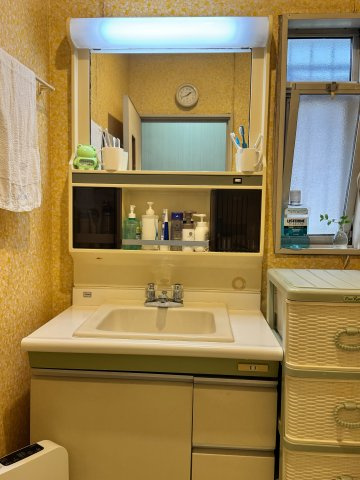 狭山市中央3丁目中古戸建の独立洗面台