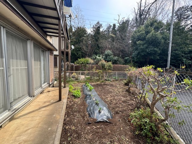 狭山市中央3丁目中古戸建の庭