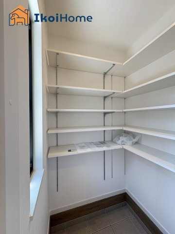 明石市大久保町江井島　新築戸建の収納|【ホームページに現地動画掲載中】●年中無休：当日予約可●便利なウォークインクローゼットも完備！