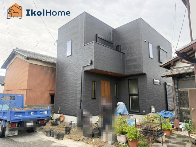 明石市大久保町江井島　新築戸建の駐車場|●年中無休：当日予約可●駐車場は２台可能！近くには公園もあり！子育て環境充実しています！