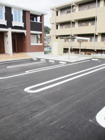 【駐車場】
