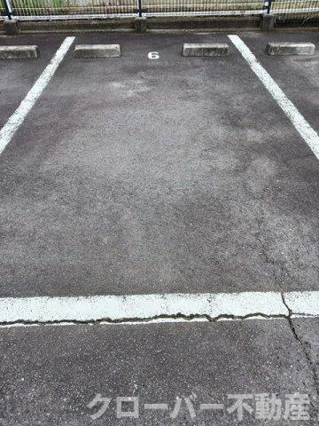 ホワイト・リバーの駐車場
