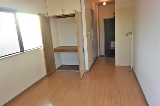 横浜市金沢区能見台通の賃貸マンションの寝室