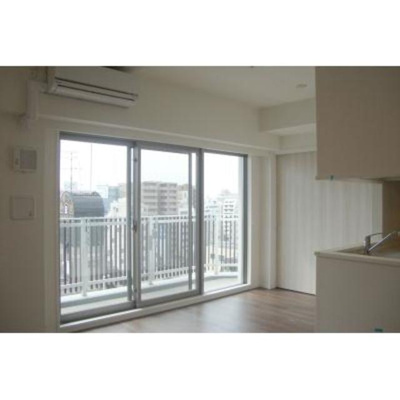 【居間・リビング】 | パークアクシス浅草・蔵前 | ※写真は同タイプ住戸です。