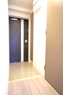 【玄関】 | プライムブリス蔵前 | ※写真は同タイプ住戸です。