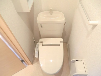 【トイレ】 | アン・グランジェ | 清潔感のあるトイレです
