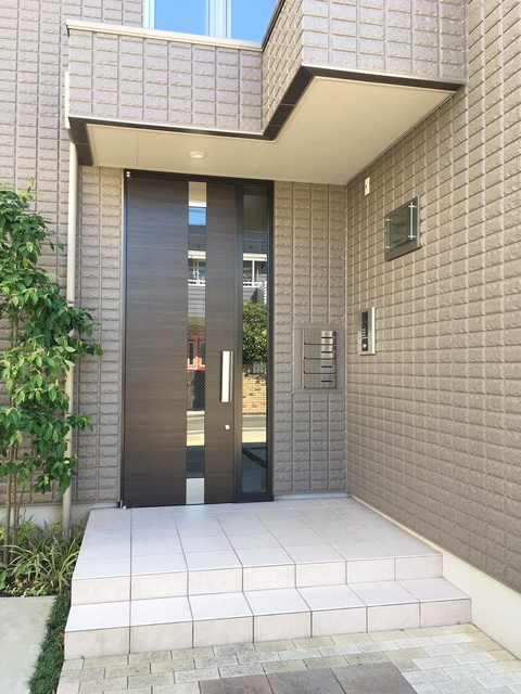 Ouestのエントランス|★オートロック対応エントランス★