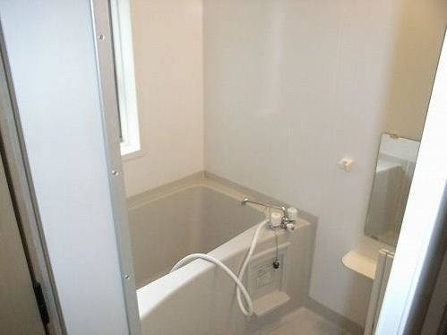 Ｌｉｖｅ　Ｌａ（リブラ）ＬｉｖｅＬａの浴室|人気のバストイレ別♪