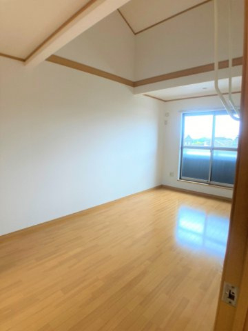 T-GONZAの洋室|別号室の写真となります