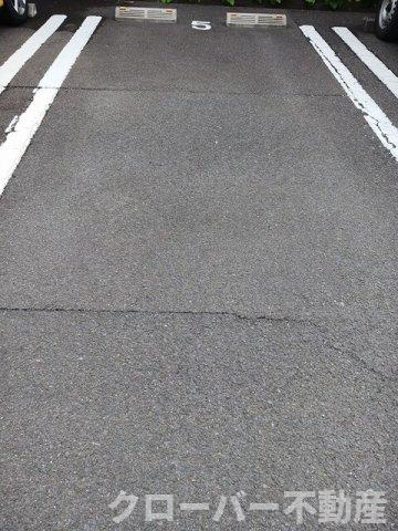来夢１番館　Ｂの駐車場