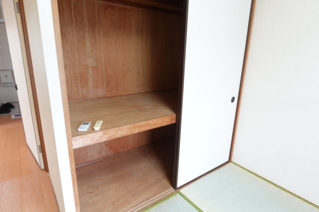 アーバンハイツ的場のその他|洗濯機置場