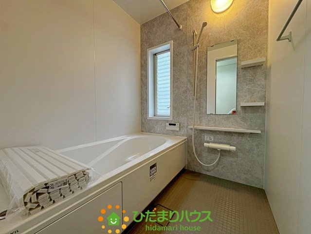 杉戸町椿　中古一戸建ての浴室