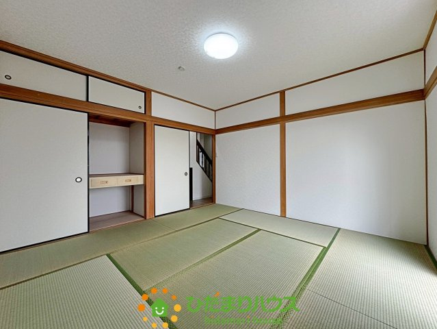 杉戸町椿　中古一戸建ての収納