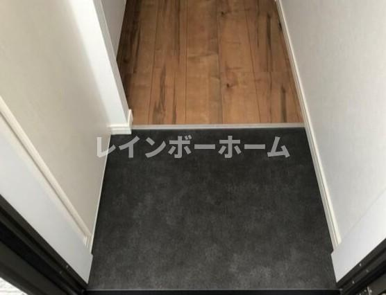 Prima平和台の玄関